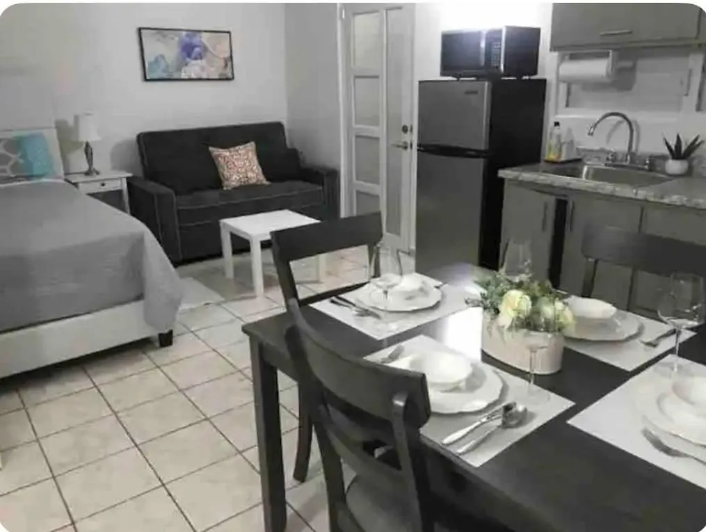 Apartment Ferienwohnung Shalex House 3 Carolina